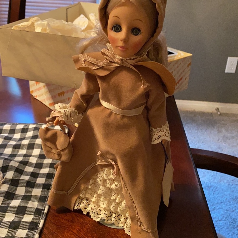 Vintage Effenbee Grand Dames Four Seasons Autumn Doll